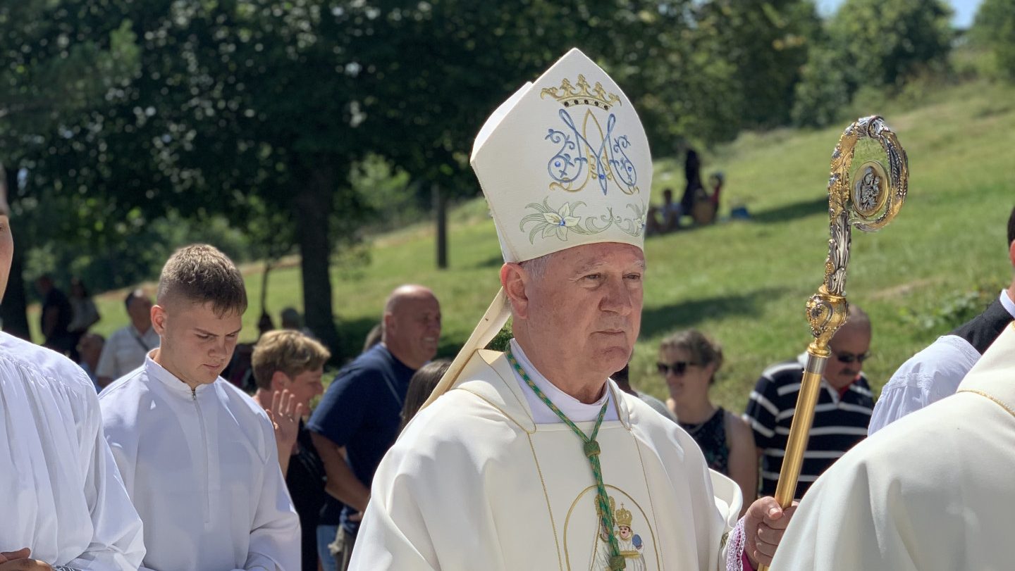 Biskup Kri I U Sveti Tu U Krasnom Predvodio Misu Na Veliku Gospu Ika