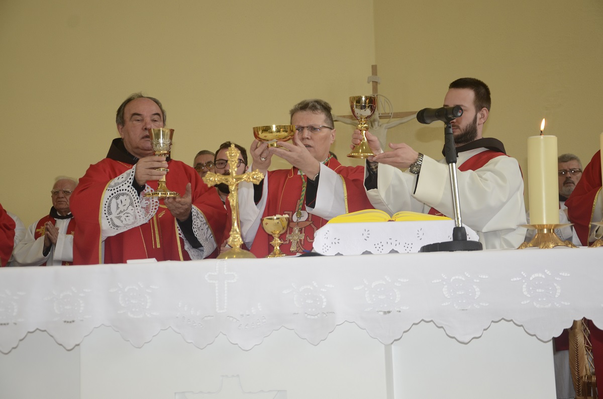 Donja Tramošnica Nadbiskup Hranić slavio misu u spomen obljetnice