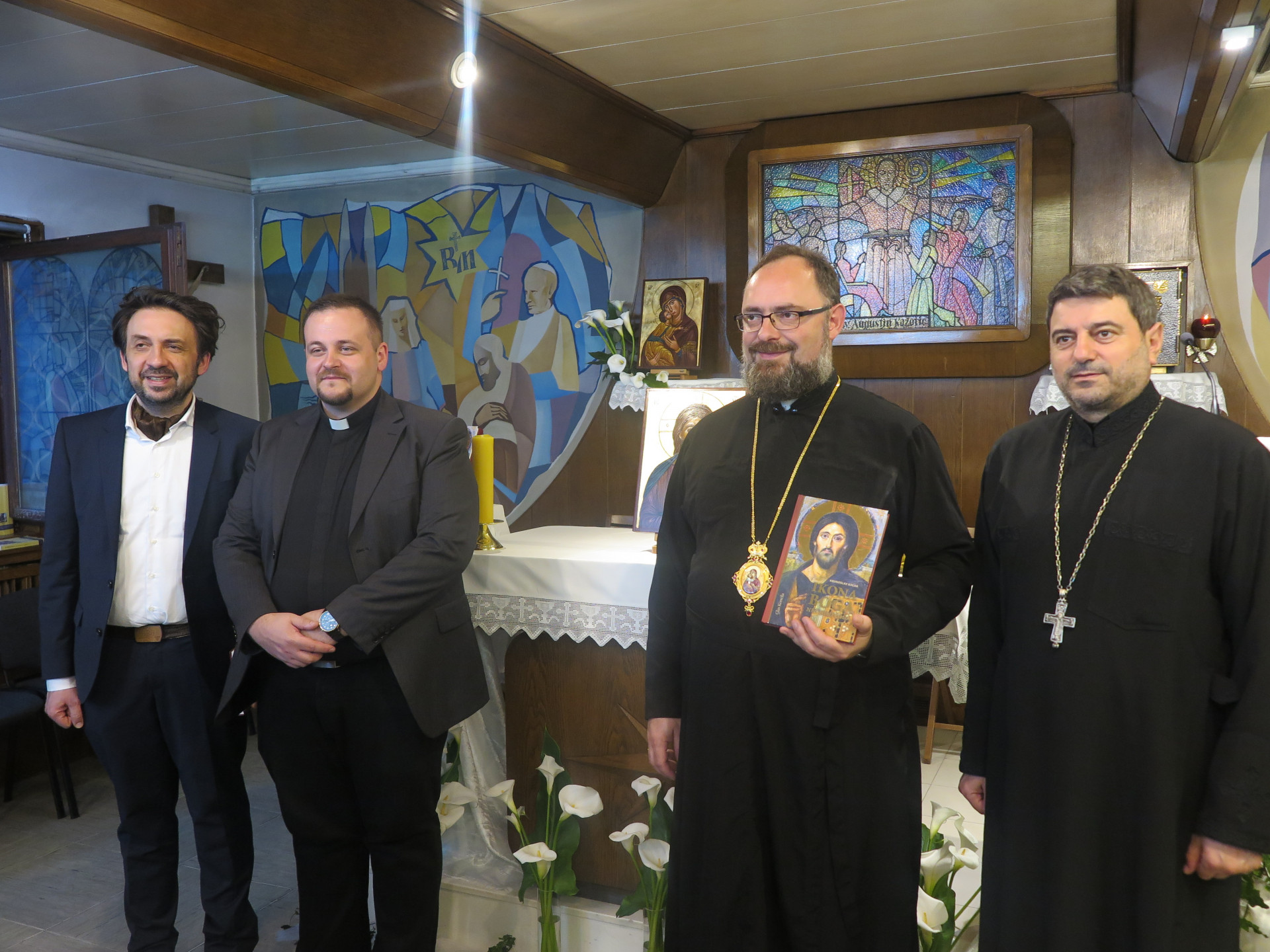 Predstavljena knjiga „Ikona Boga nevidljivoga“ - IKA