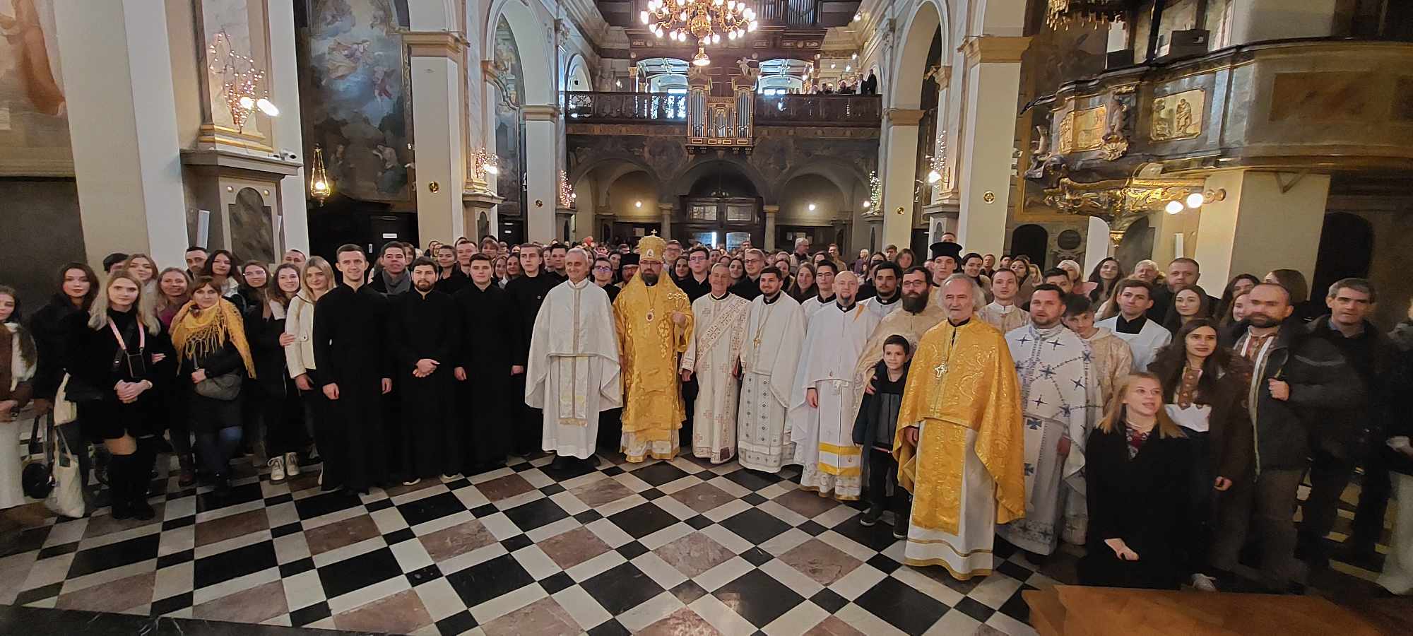 Vladika Milan Stipić na 46. Europskom susretu mladih u Ljubljani IKA